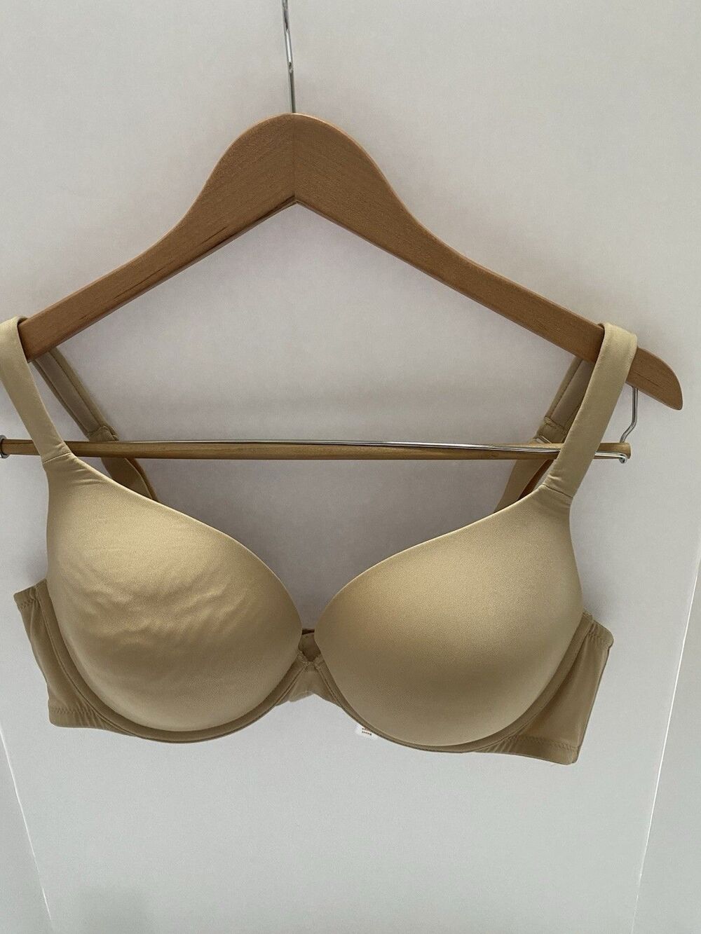 Cacique Lane Bryant T-Shirt Bra – Size 40D – Tan/Nude Beige – Smooth Plunge